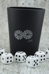 29151_TM_Würfelbecher-Motiv-Design-GOOD_LUCK_25