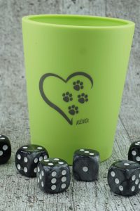 29172_TM_Würfelbecher-Motiv-Design-PFOTENLIEBE_25
